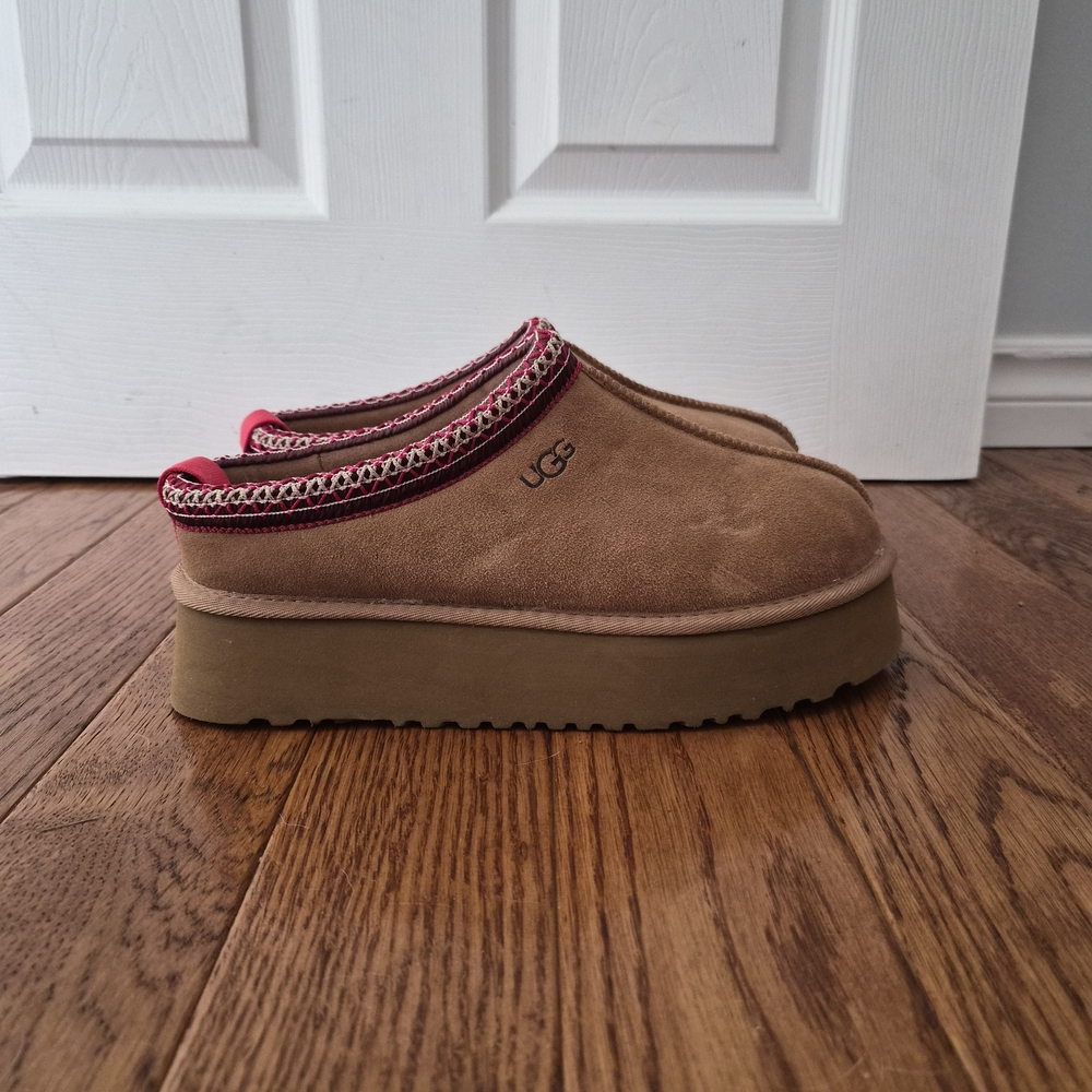 UGG Tazz
